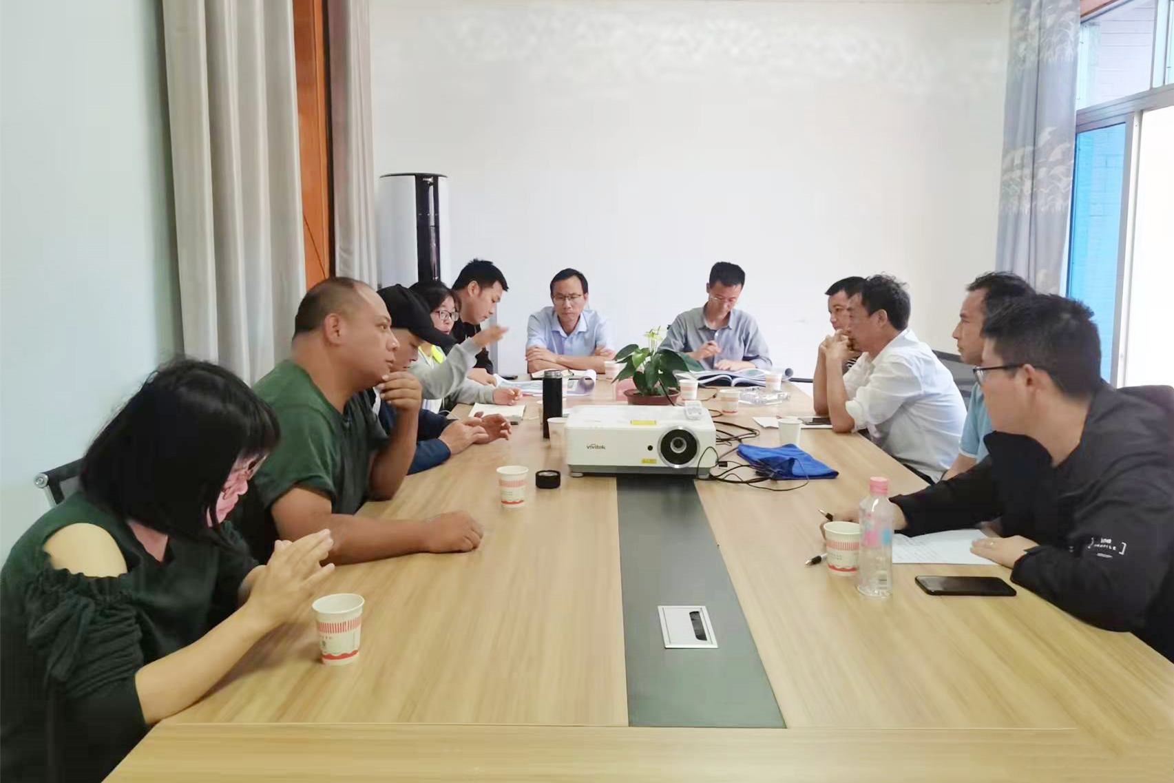反馈会.jpg